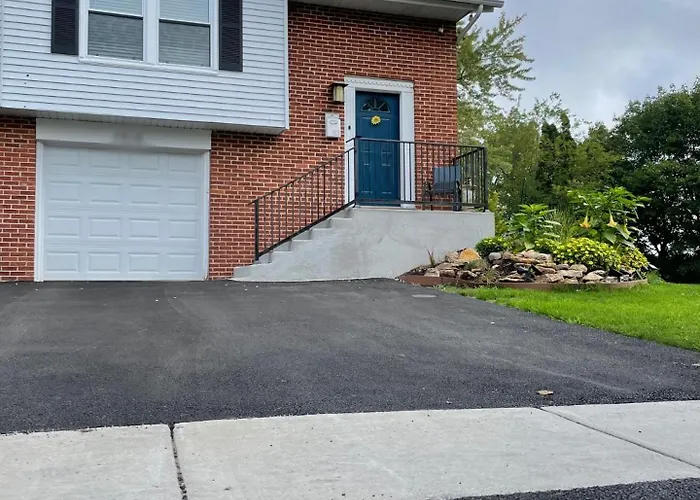 Paradise Oasis With A Secret Garden And Private Pool Schaumburg