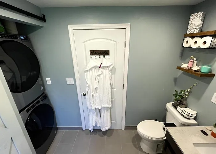 Paradise Oasis With A Secret Garden And Private Pool * Schaumburg