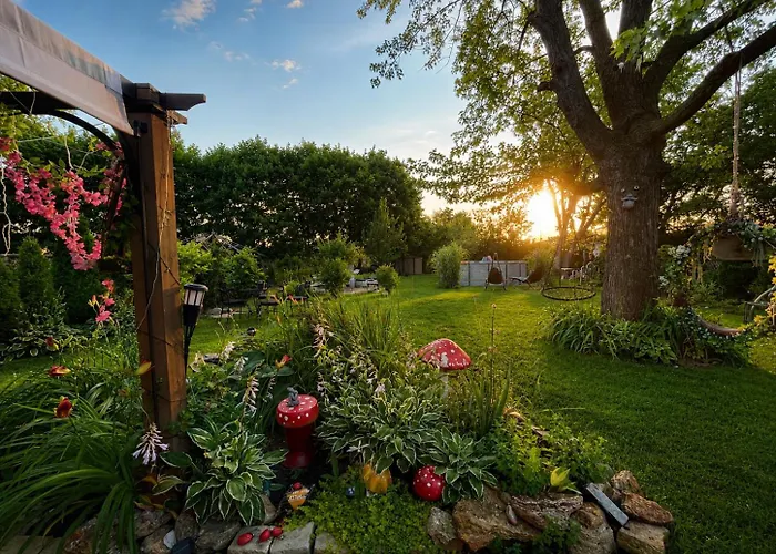 Paradise Oasis With A Secret Garden And Private Pool * Schaumburg