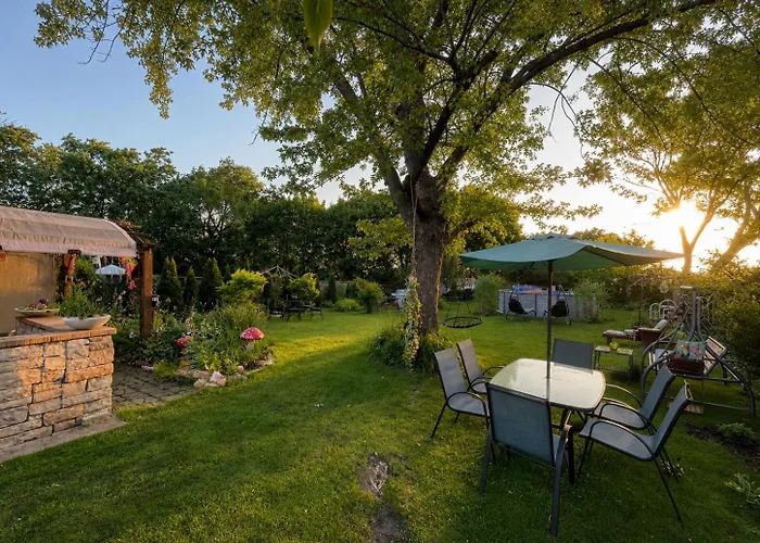Paradise Oasis With A Secret Garden And Private Pool Casa vacanze